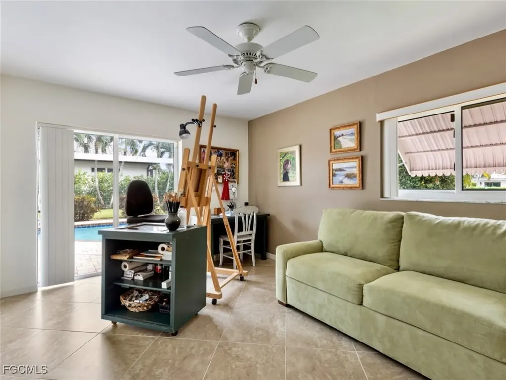 392 Snow Drive Fort Myers FL 33919