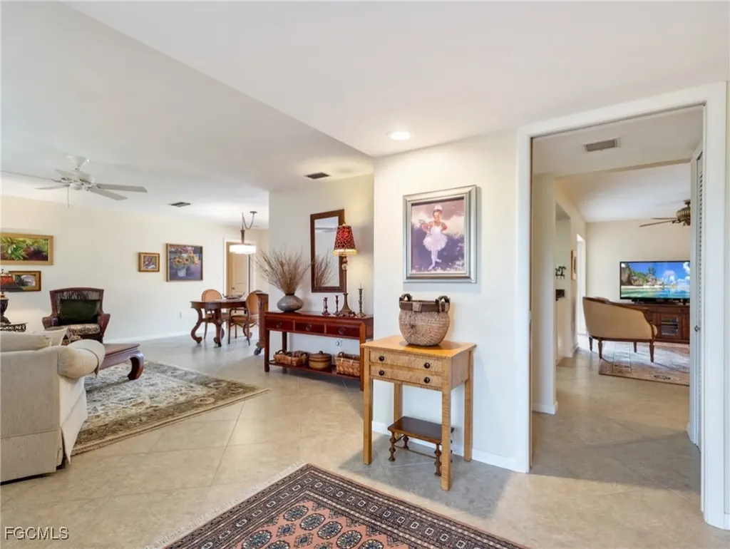 392 Snow Drive Fort Myers FL 33919