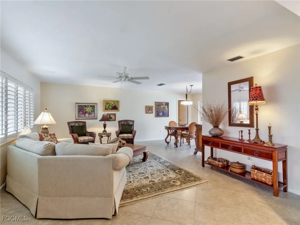 392 Snow Drive Fort Myers FL 33919
