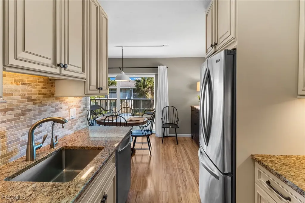 601 Periwinkle Way Sanibel FL 33957