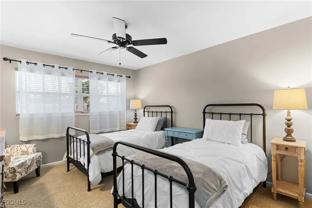 601 Periwinkle Way Sanibel FL 33957