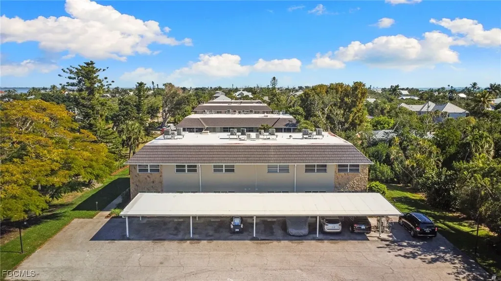 601 Periwinkle Way Sanibel FL 33957