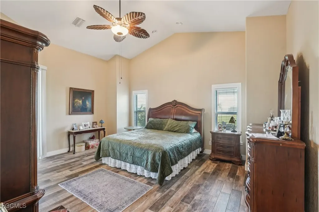 1422 NW 38th Place Cape Coral FL 33993