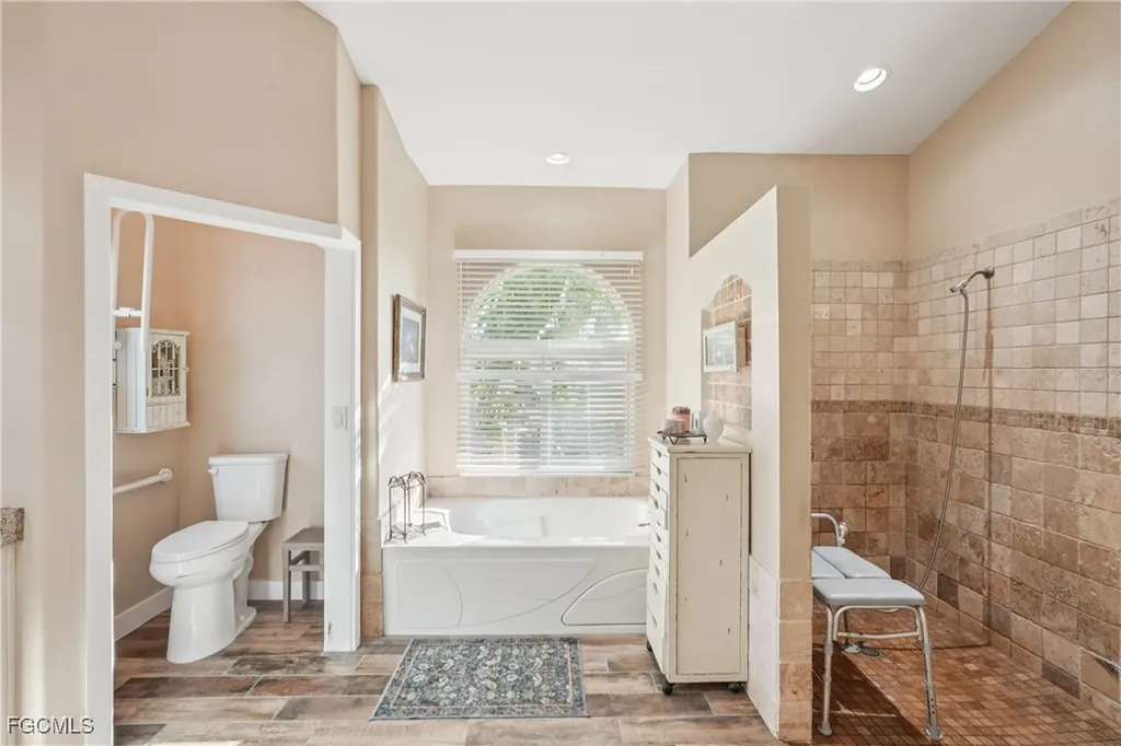 1422 NW 38th Place Cape Coral FL 33993