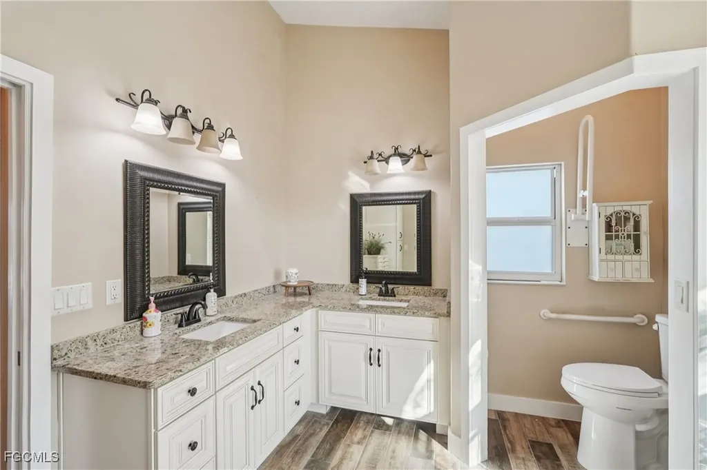 1422 NW 38th Place Cape Coral FL 33993