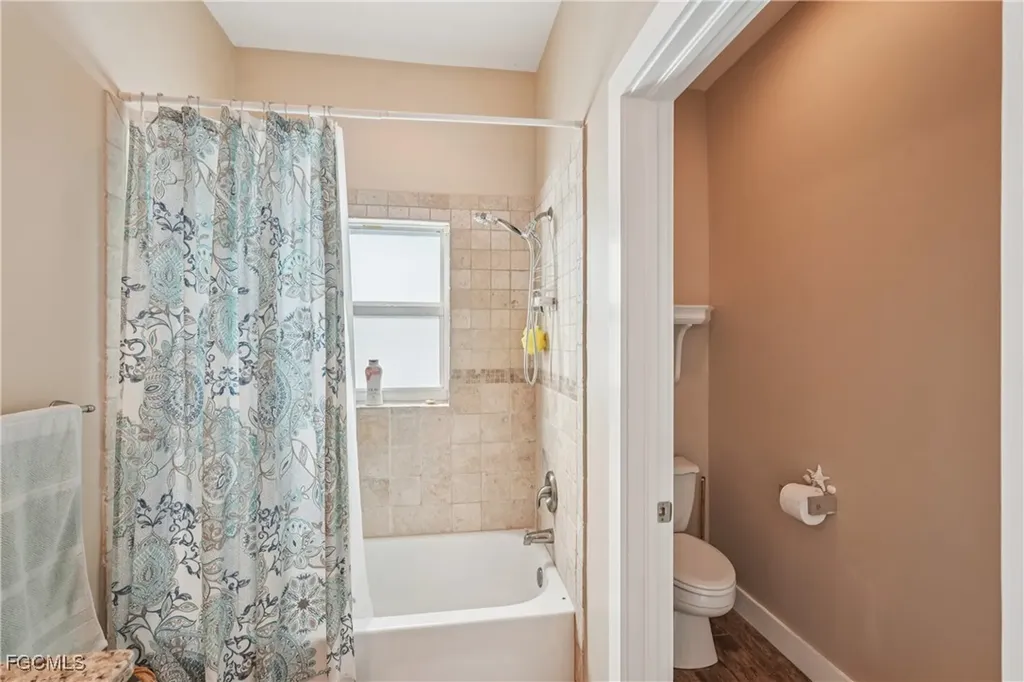 1422 NW 38th Place Cape Coral FL 33993
