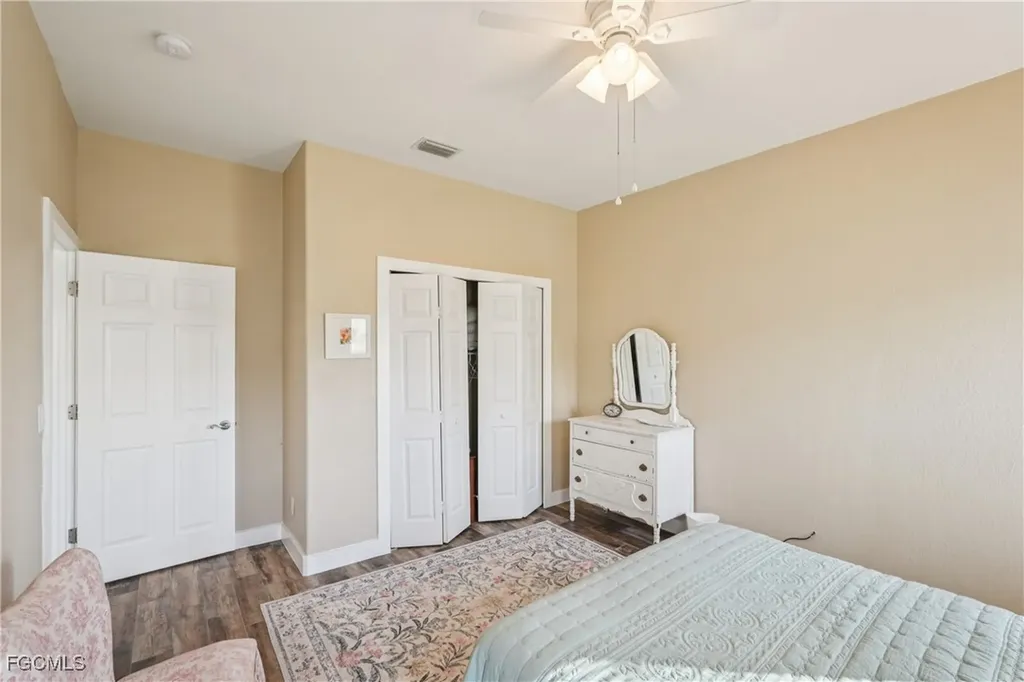 1422 NW 38th Place Cape Coral FL 33993