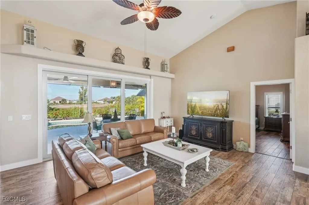 1422 NW 38th Place Cape Coral FL 33993