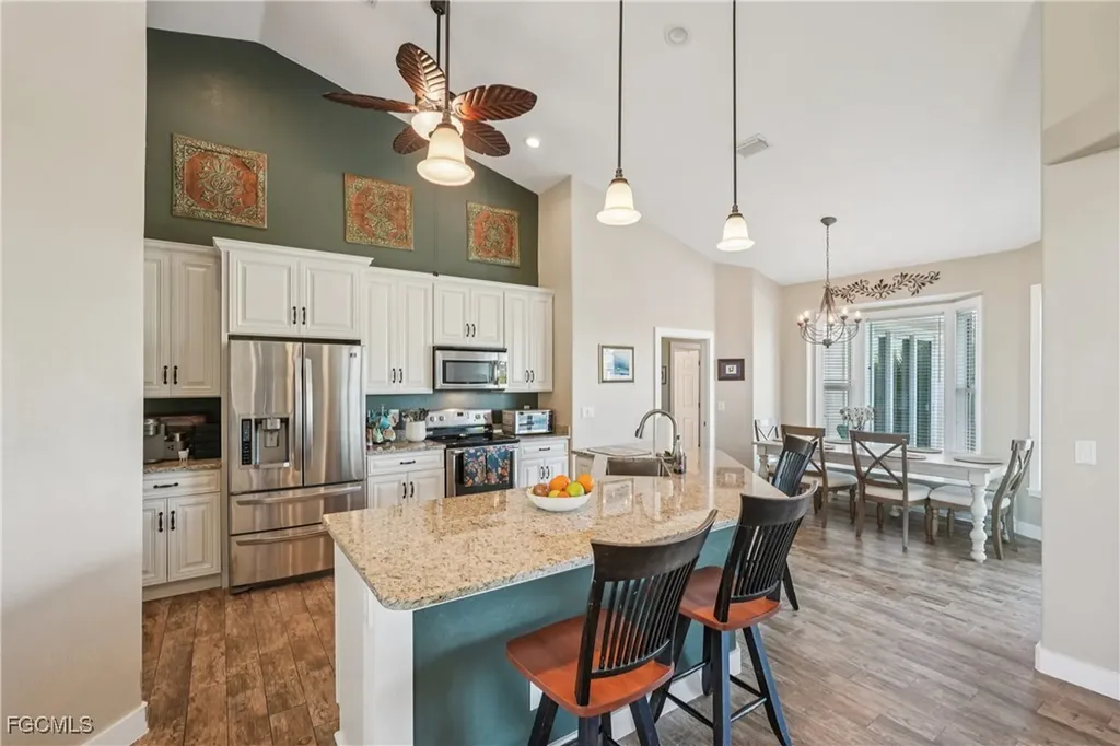 1422 NW 38th Place Cape Coral FL 33993