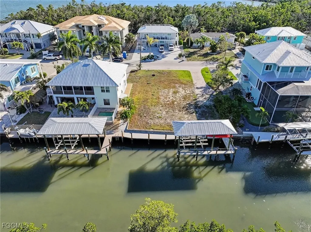 225 Tropical Shore Way Fort Myers Beach FL 33931