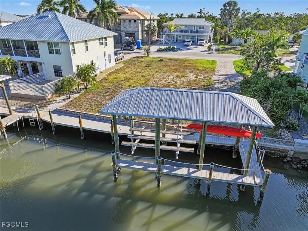 225 Tropical Shore Way Fort Myers Beach FL 33931
