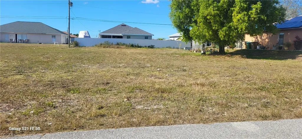 1818 NE 18th Place Cape Coral FL 33909