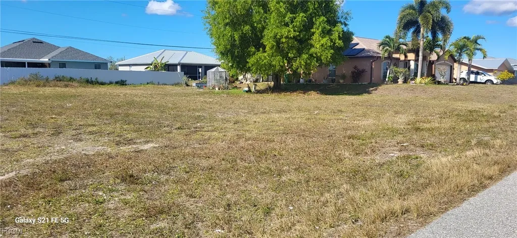 1818 NE 18th Place Cape Coral FL 33909