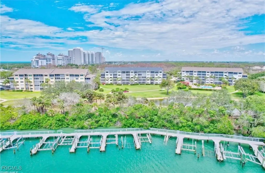 340 S Horse Creek Drive Naples FL 34110