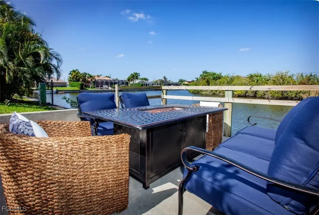 2802 SW 20th Avenue Cape Coral FL 33914