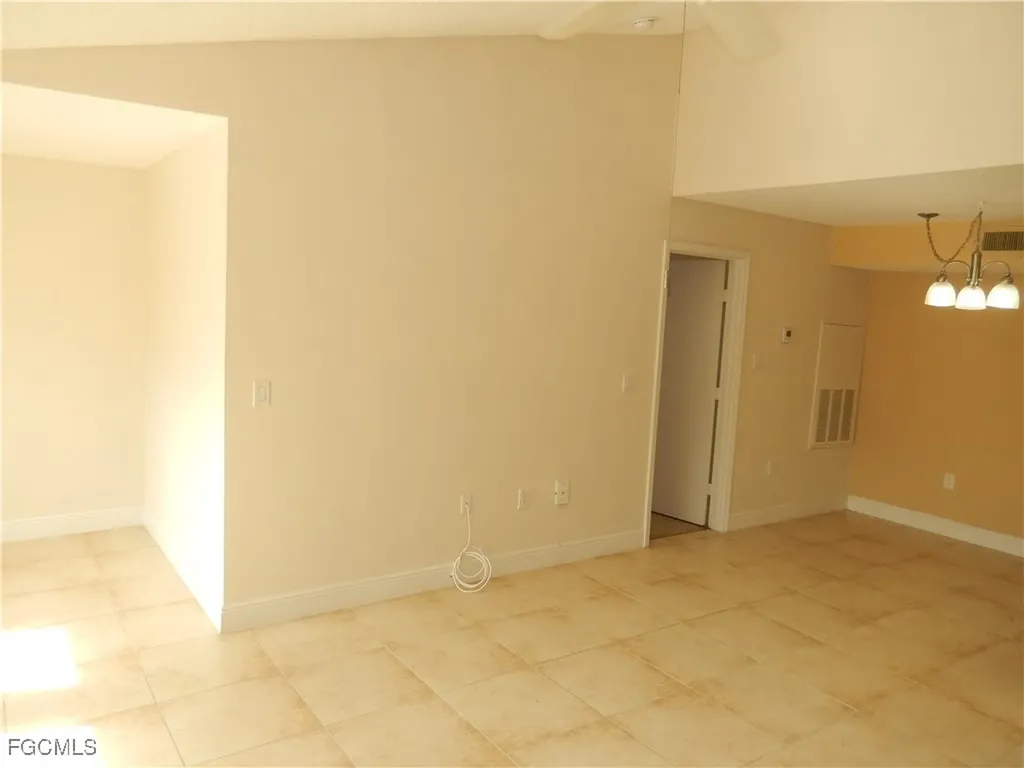 12571 Equestrian Circle Fort Myers FL 33907