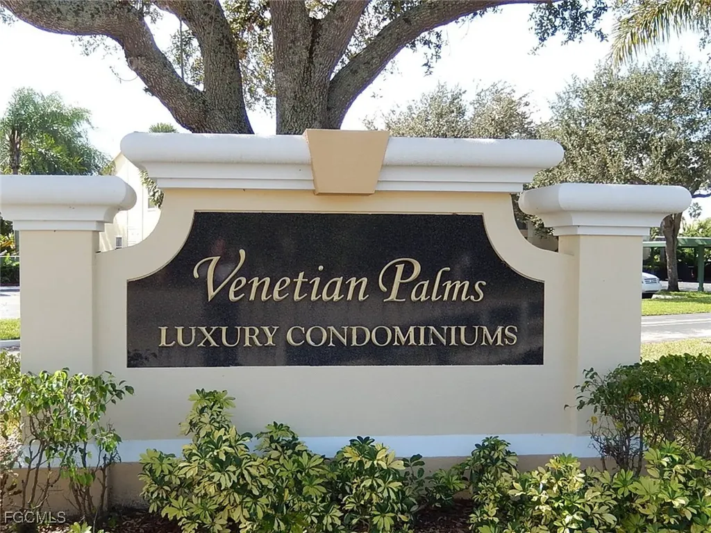 12571 Equestrian Circle Fort Myers FL 33907