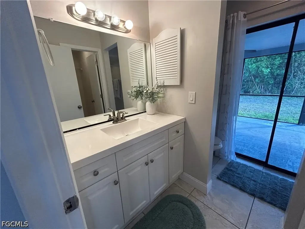 701 SW 9th Avenue Cape Coral FL 33991