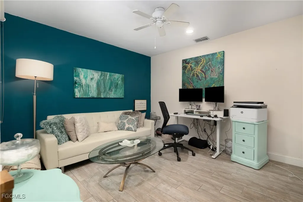 21194 Old Oak Place Estero FL 33928