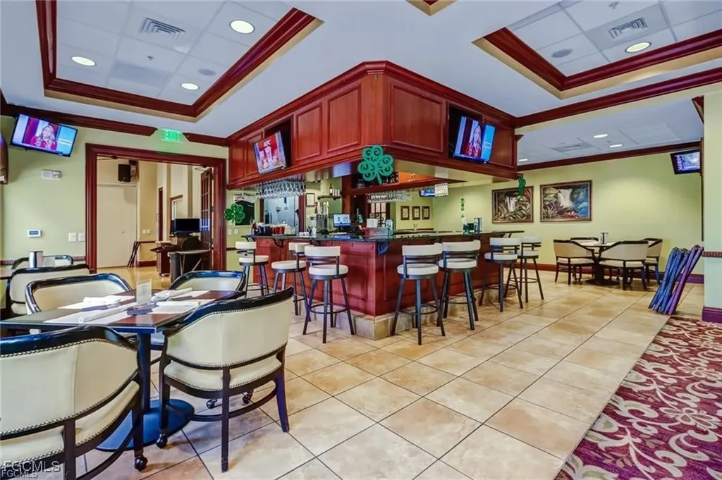 21194 Old Oak Place Estero FL 33928