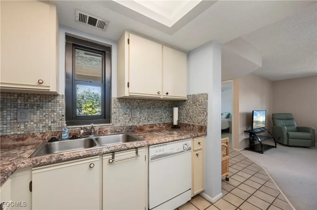 19505 Quesada Avenue Port Charlotte FL 33948