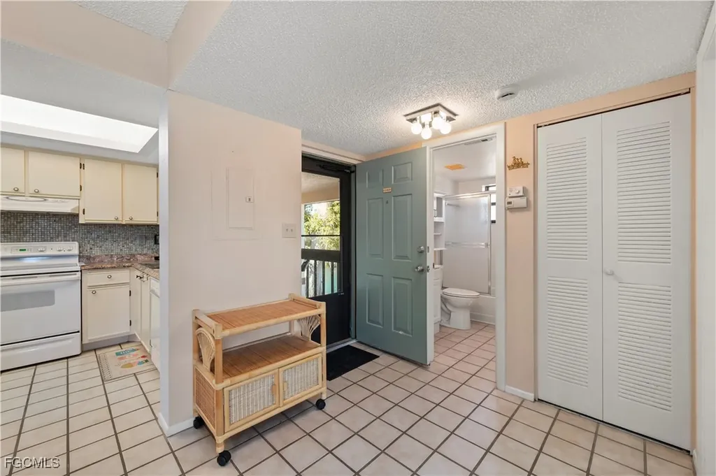 19505 Quesada Avenue Port Charlotte FL 33948