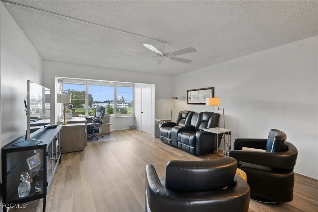 6102 Augusta Drive Fort Myers FL 33907