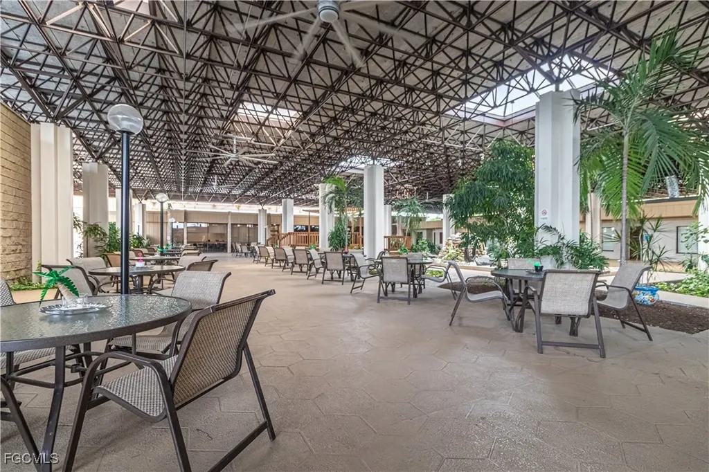 6102 Augusta Drive Fort Myers FL 33907