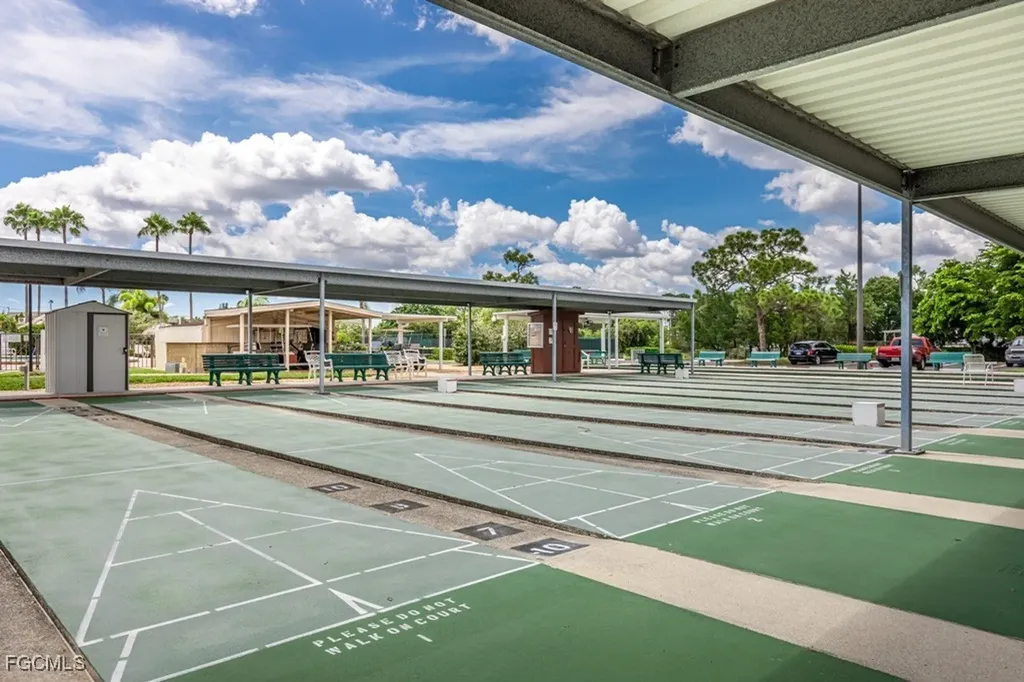 6102 Augusta Drive Fort Myers FL 33907