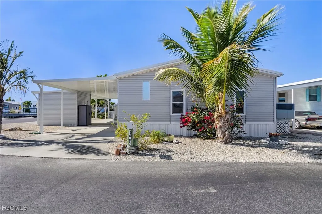 3065 Skipper Lane St. James City FL 33956