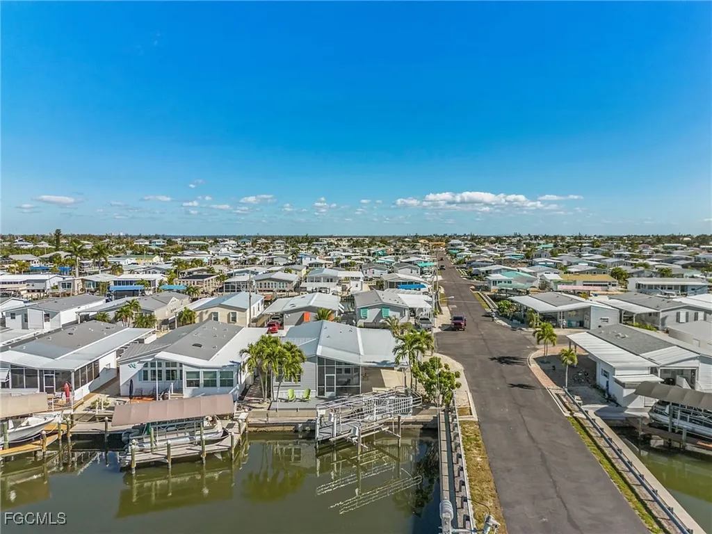 3065 Skipper Lane St. James City FL 33956