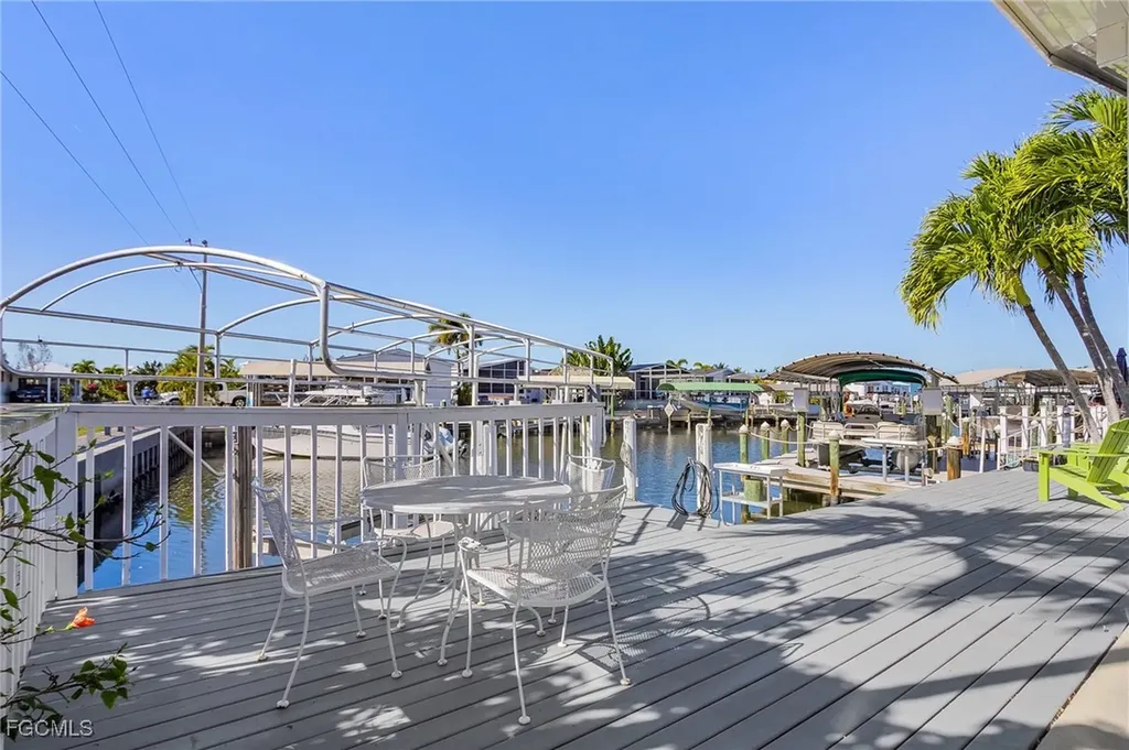 3065 Skipper Lane St. James City FL 33956