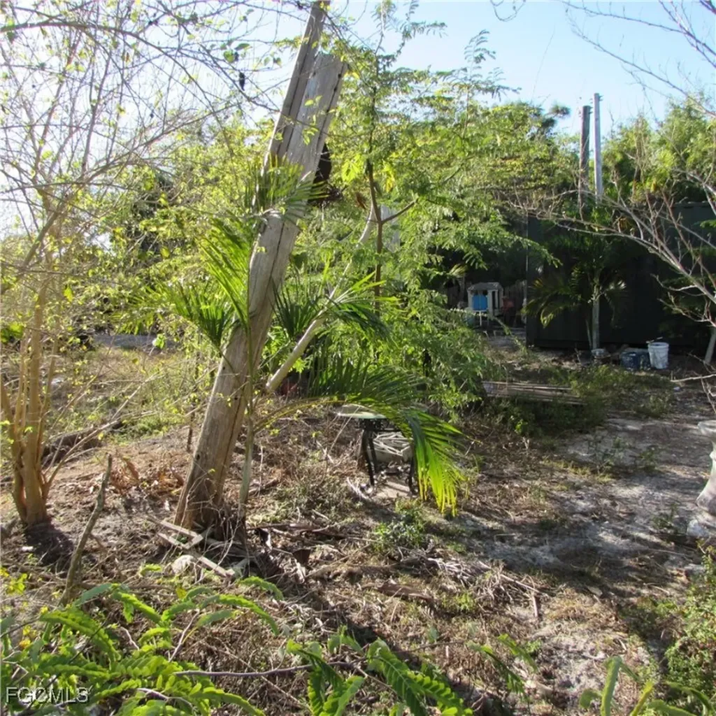 13560 / 13572 Stringfellow Road Bokeelia FL 33922