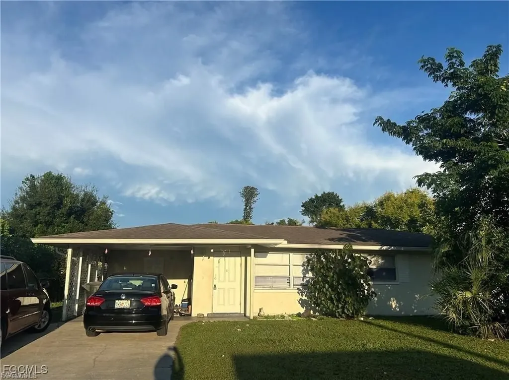 37 Castlebar Circle Fort Myers FL 33905