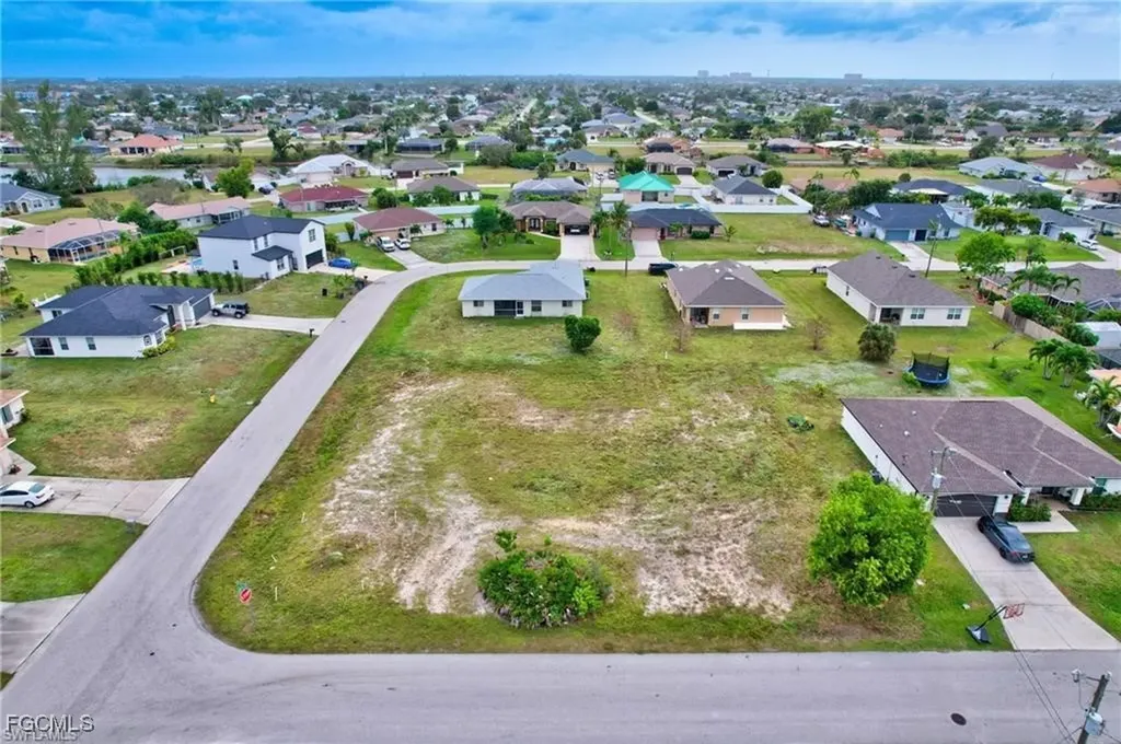 516 SW 30th Terrace Cape Coral FL 33914