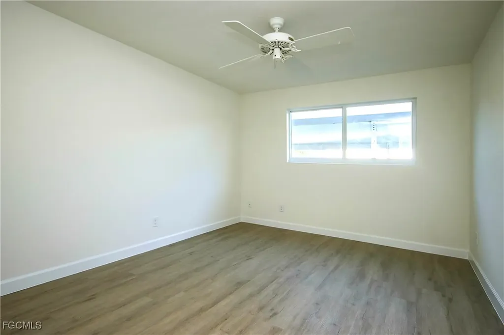 561 Periwinkle Way Sanibel FL 33957