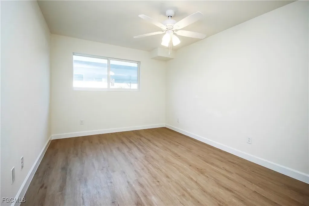 561 Periwinkle Way Sanibel FL 33957