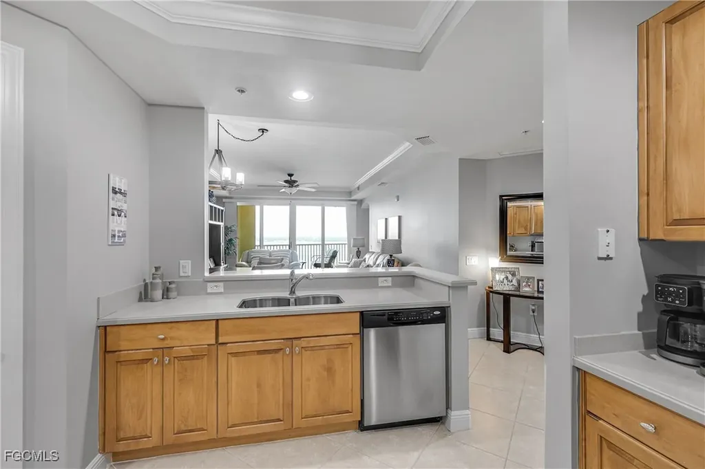 2743 1st Street Fort Myers FL 33916
