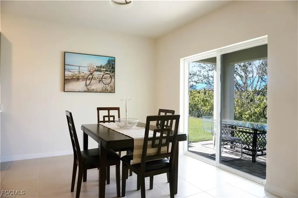 517 Kismet Parkway W Cape Coral FL 33993
