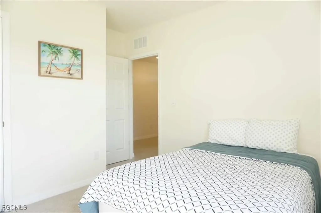 517 Kismet Parkway W Cape Coral FL 33993