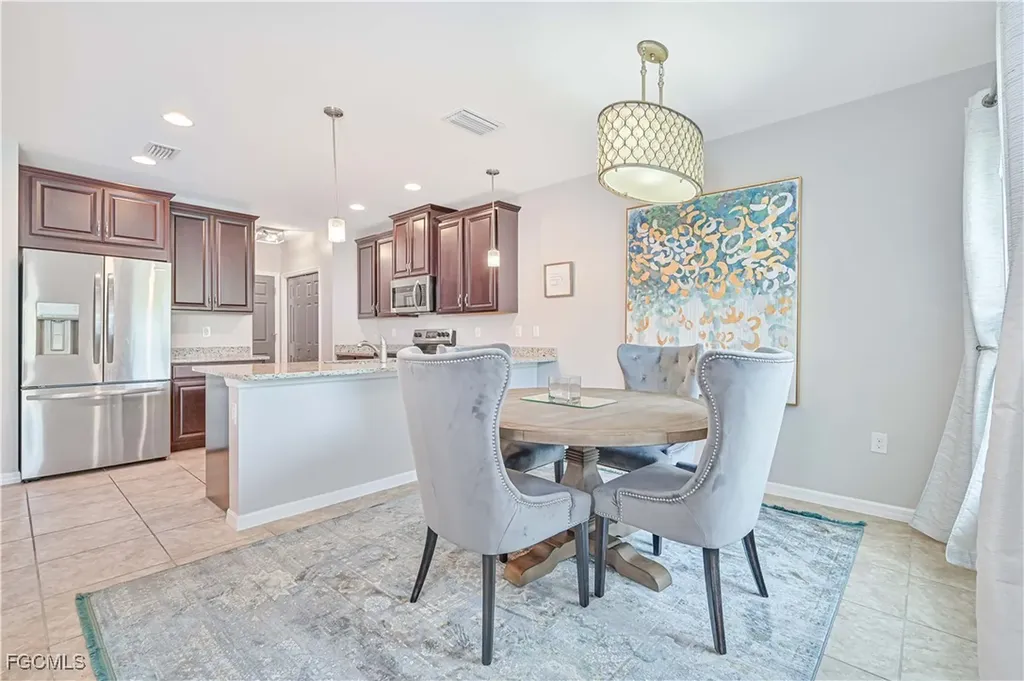 3786 Tilbor Circle Fort Myers FL 33916