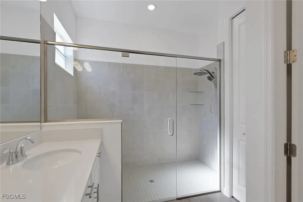 5368 Fancourt Links Way Ave Maria FL 34142