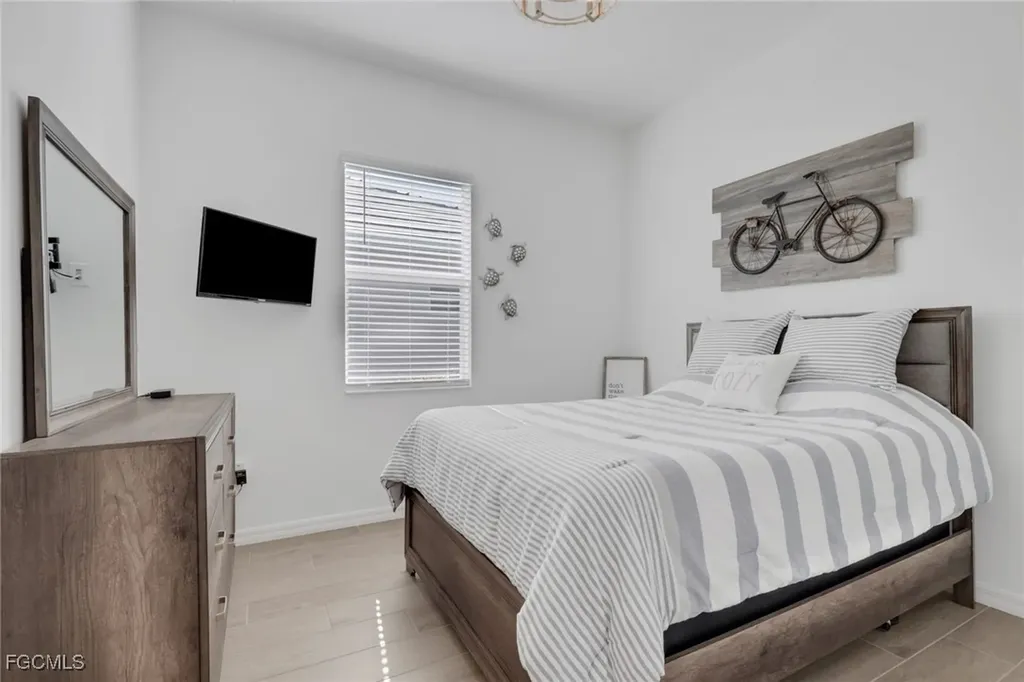 5368 Fancourt Links Way Ave Maria FL 34142