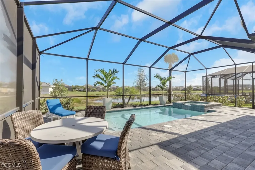 5368 Fancourt Links Way Ave Maria FL 34142