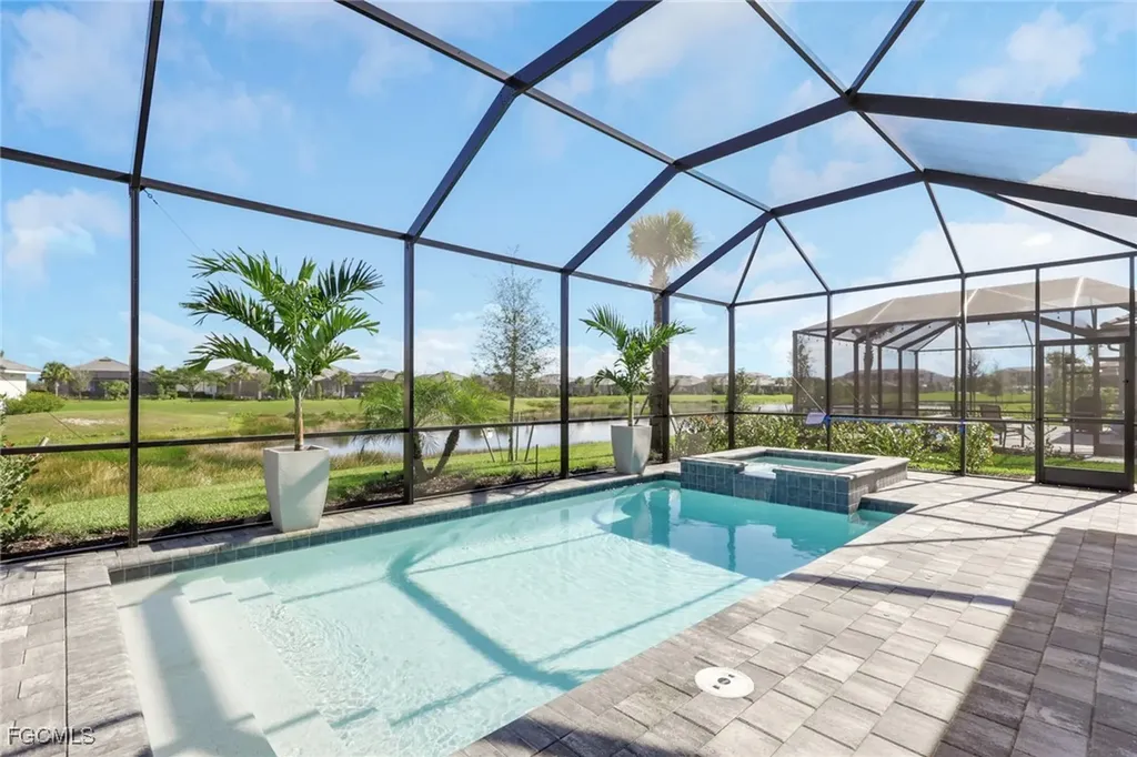 5368 Fancourt Links Way Ave Maria FL 34142