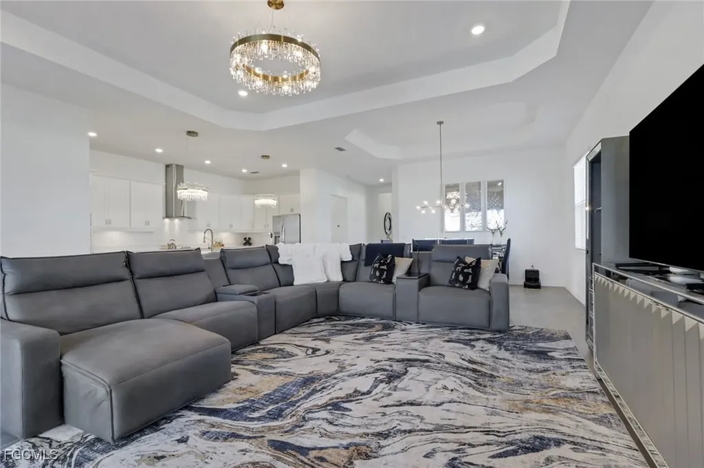 5368 Fancourt Links Way Ave Maria FL 34142