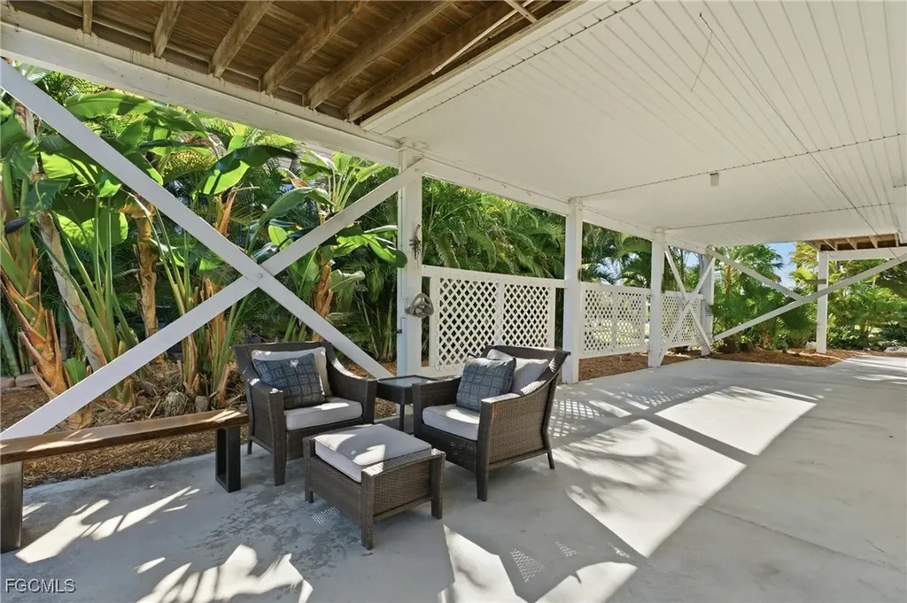 16368 Estuary Court Bokeelia FL 33922