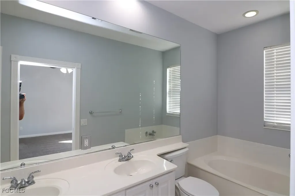 29080 Alessandria Circle Bonita Springs FL 34135