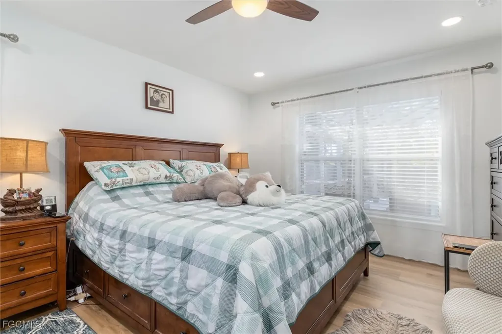 2306 NE 34th Street Cape Coral FL 33909