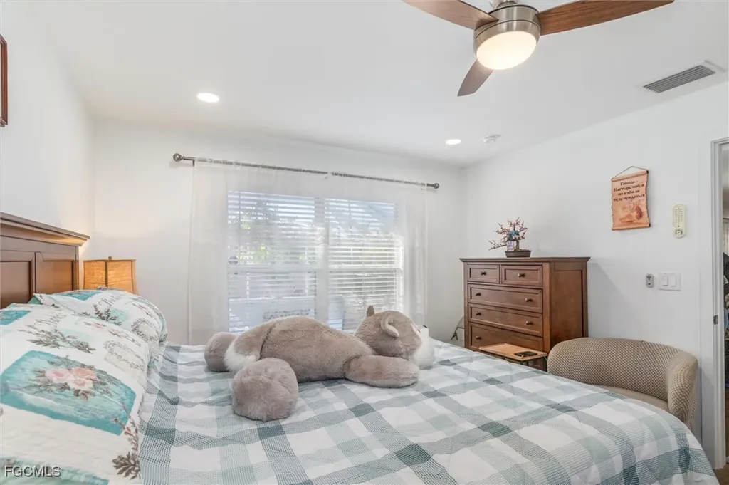 2306 NE 34th Street Cape Coral FL 33909